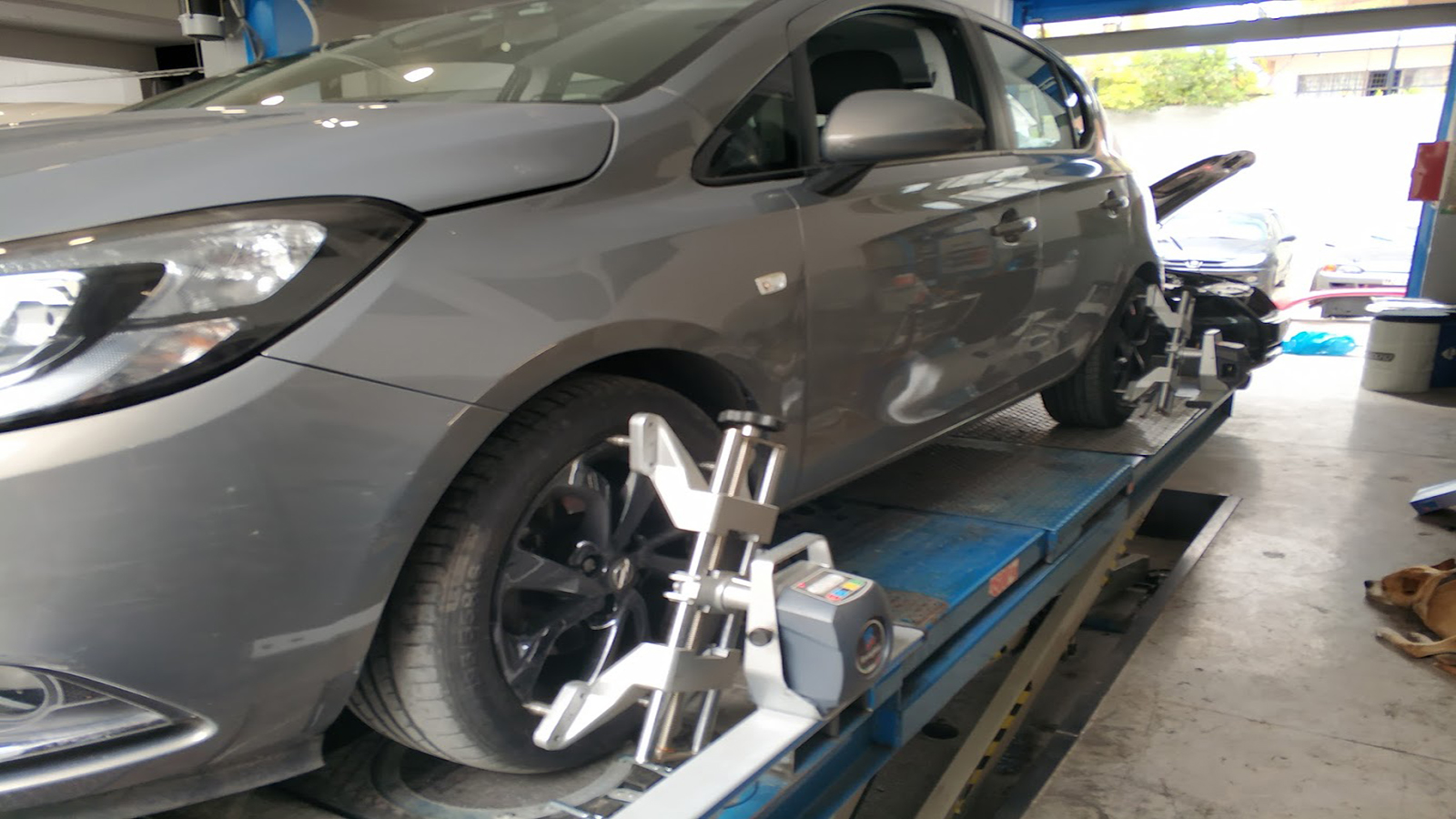 Θεοφίλου Autofit Service εγγυημένες υπηρεσίες συντήρησης και επισκευής